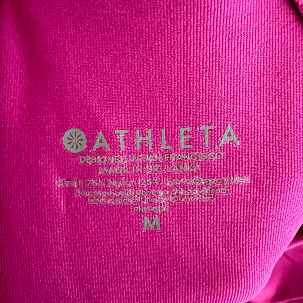 Athleta Rash Guard (M) - Picture 2 of 3